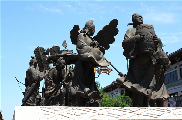 供應(yīng)廣場雕塑