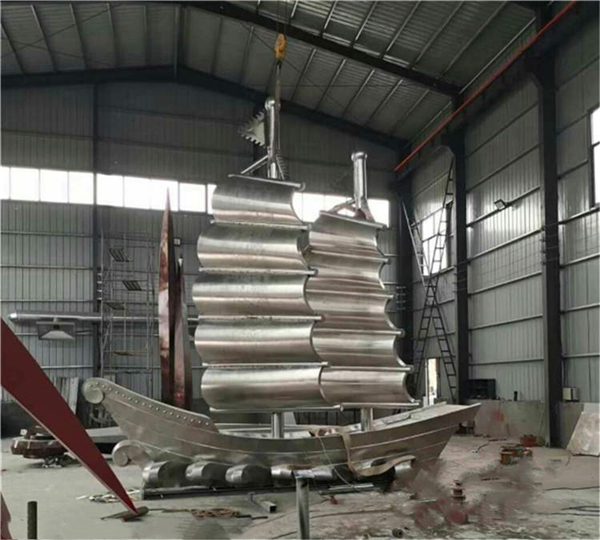 一帆風(fēng)順雕塑