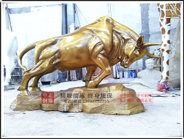 廠(chǎng)家供應(yīng)銅牛.jpg 廠(chǎng)家供應(yīng)銅牛.jpg