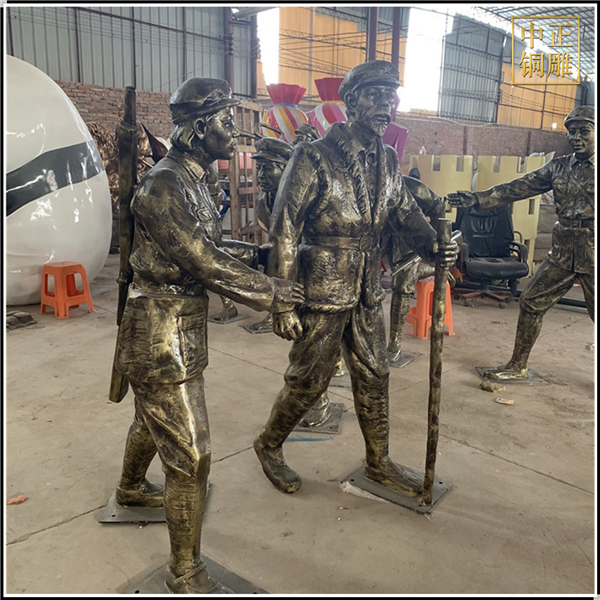 背搶人物銅雕塑