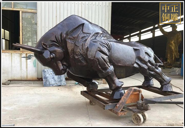 開荒牛雕塑鑄造