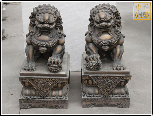 一對(duì)銅獅子銅雕.jpg 一對(duì)銅獅子銅雕.jpg