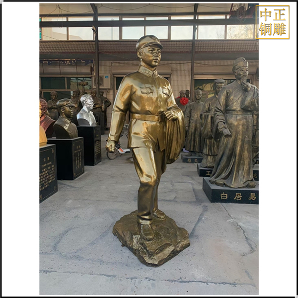 雷鋒人物銅像