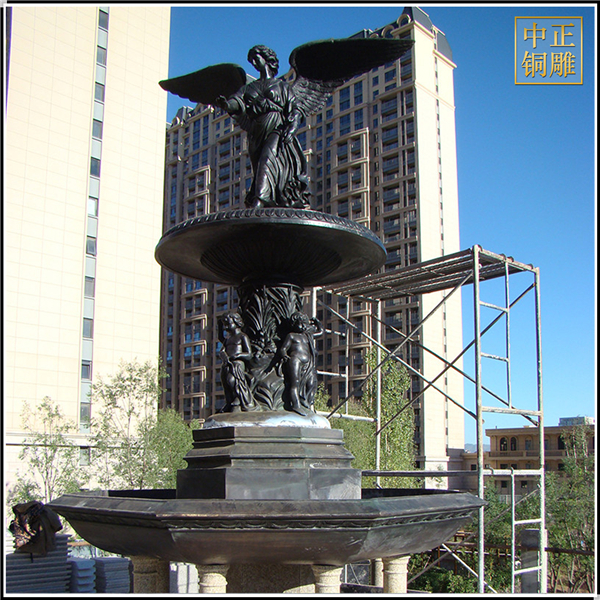 小區(qū)廣場雕塑.jpg 小區(qū)廣場雕塑.jpg