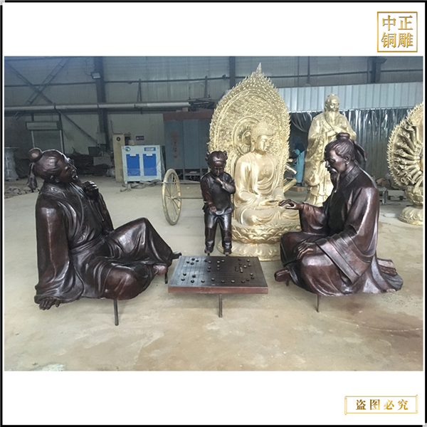 34老人玩象棋銅雕塑.jpg 34老人玩象棋銅雕塑.jpg