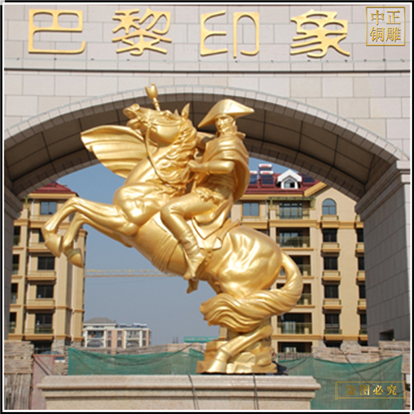 貼金小區(qū)騎馬人物雕塑價(jià)格