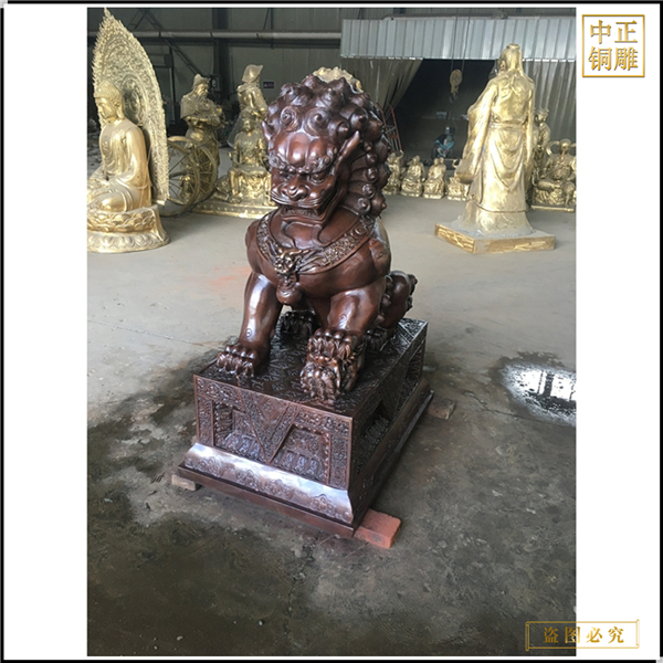 銅純?nèi)皤F銅獅子廠家