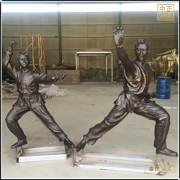 現(xiàn)代跆拳道人物銅雕塑