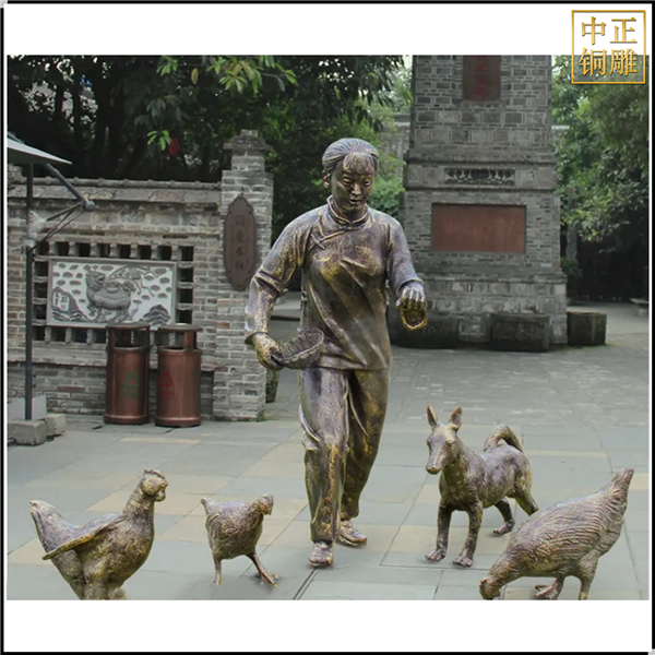 喂雞人物銅雕塑